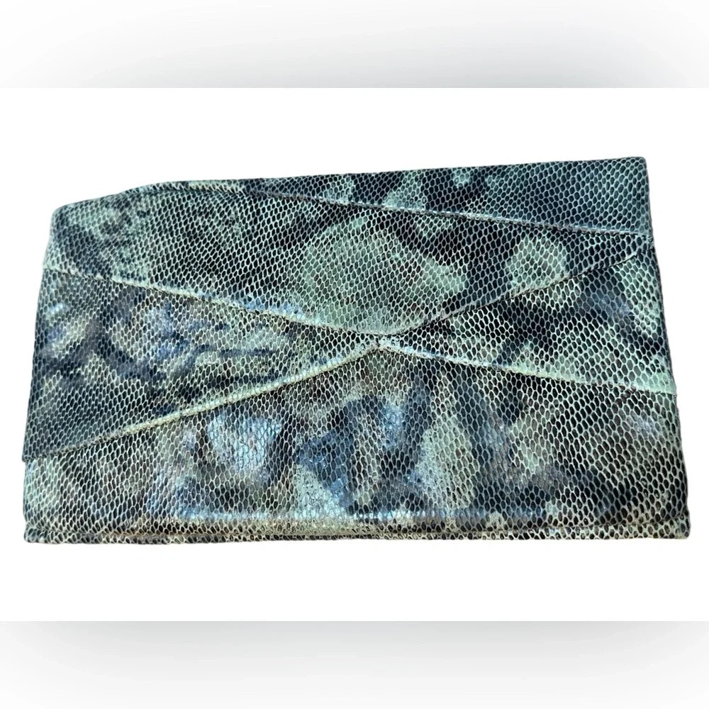 Hobo International Origami Foldover Clutch Wristlet Snake Light Olive Wallet